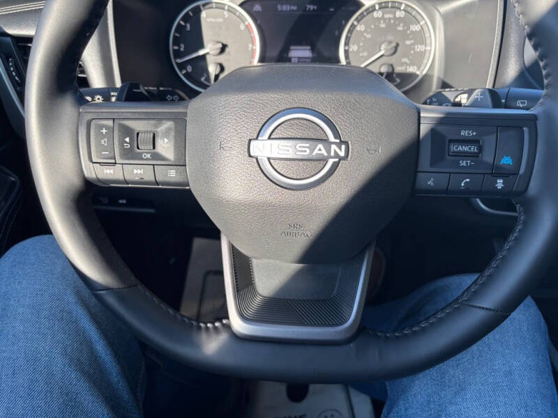 2025 Nissan Rogue SV