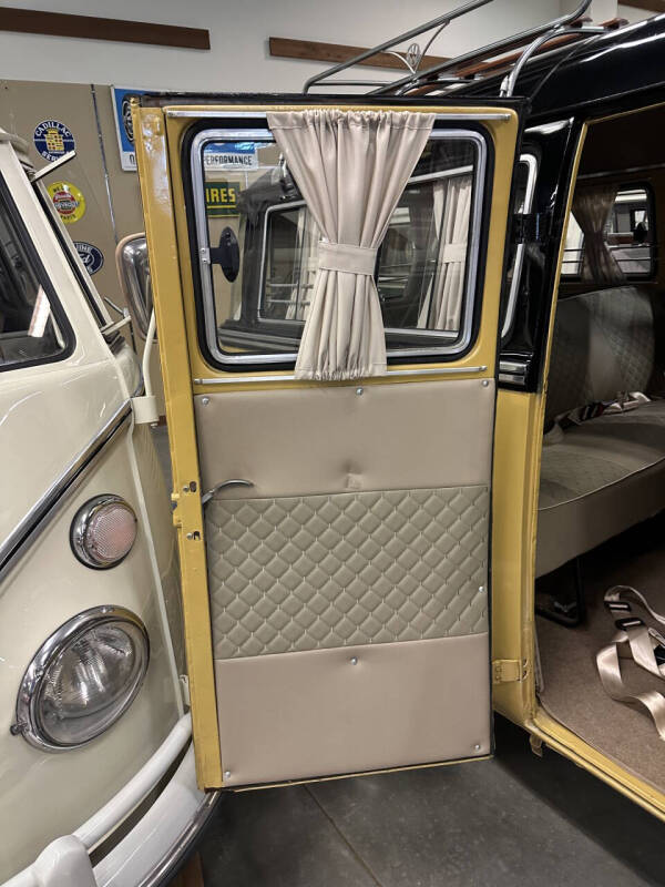 1974 Volkswagen Bus