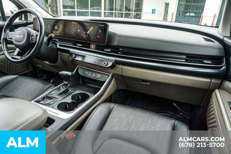 2025 Kia Carnival LXS