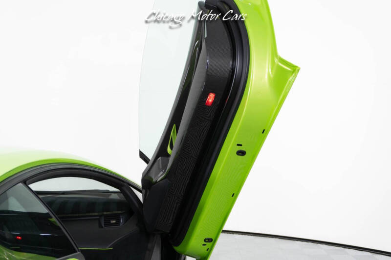 2016 Lamborghini Aventador LP 750-4 SV