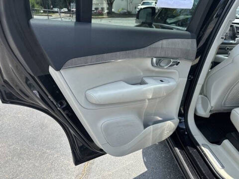 2023 Volvo XC90 Recharge T8 Plus Bright Theme 6P