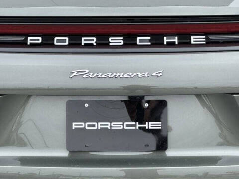 2026 Porsche Panamera 4 E-Hybrid