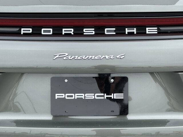 2026 Porsche Panamera 4 E-Hybrid