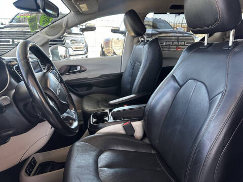 2019 Chrysler Pacifica Touring L 35th Anniversary
