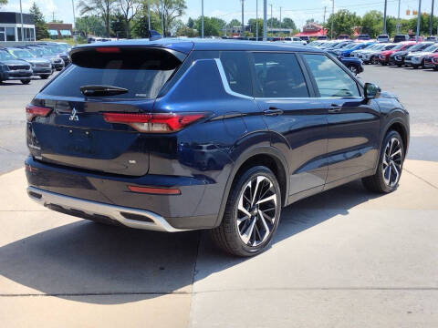 2022 Mitsubishi Outlander SE