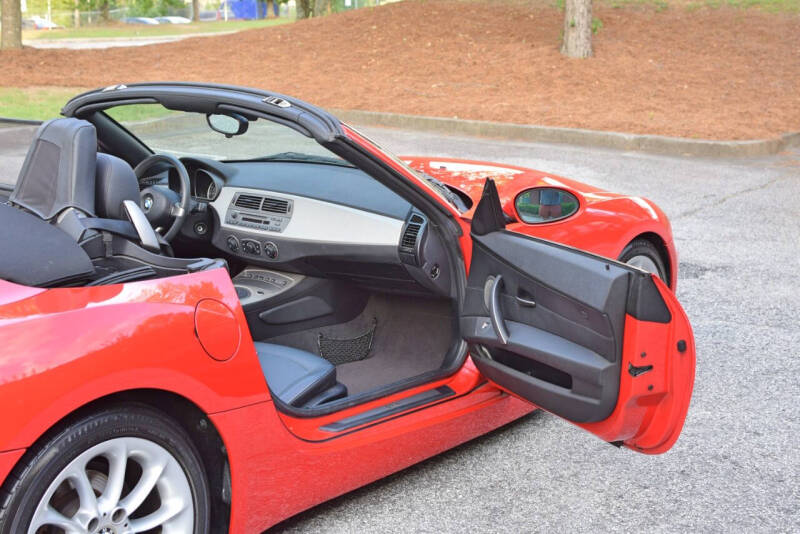 2003 BMW Z4 2.5i