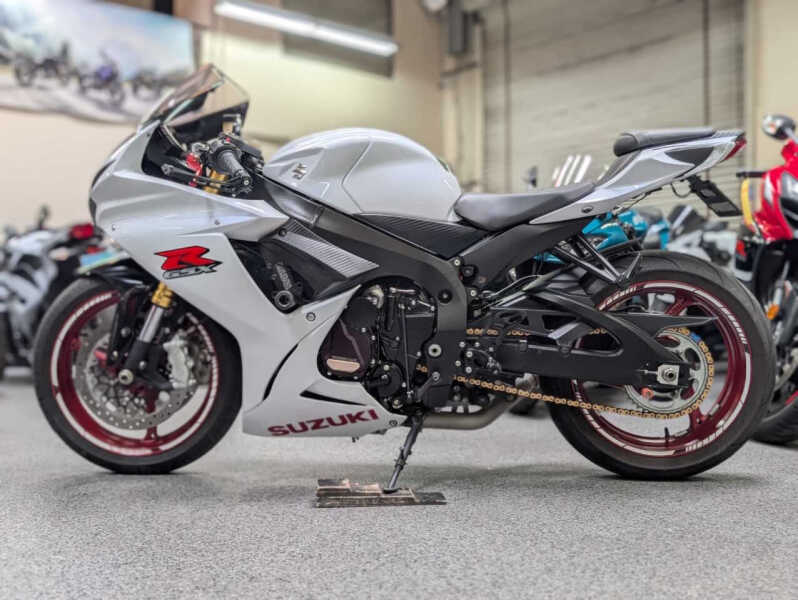 2017 Suzuki GSX-R750