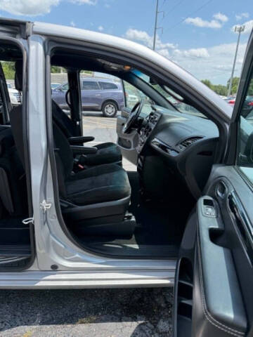 2016 Dodge Grand Caravan American Value Package