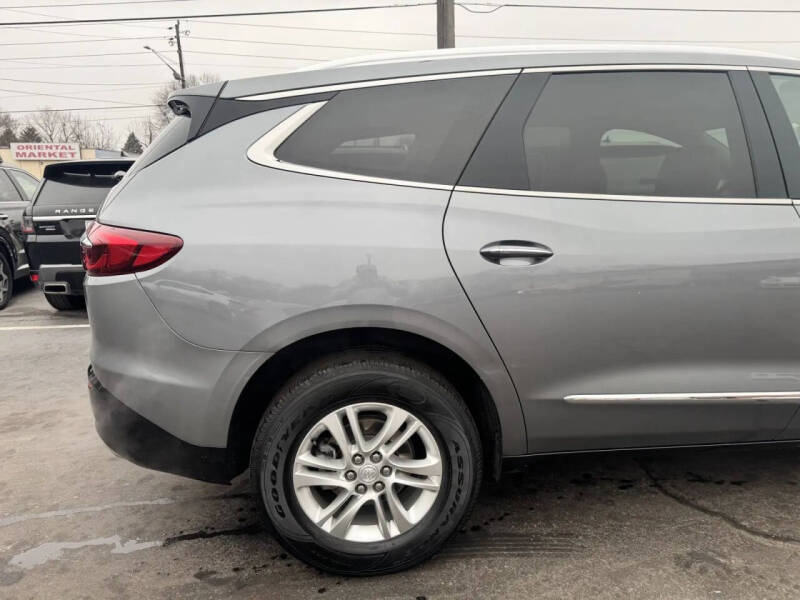 2021 Buick Enclave Essence