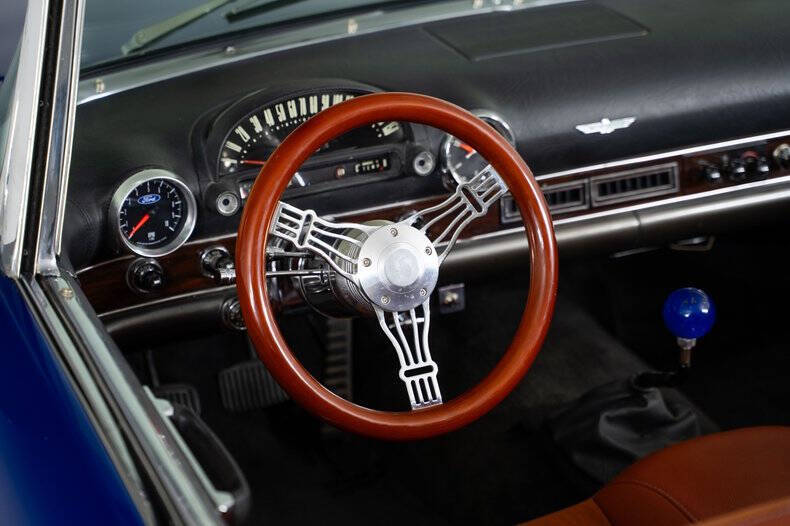 1955 Ford Thunderbird