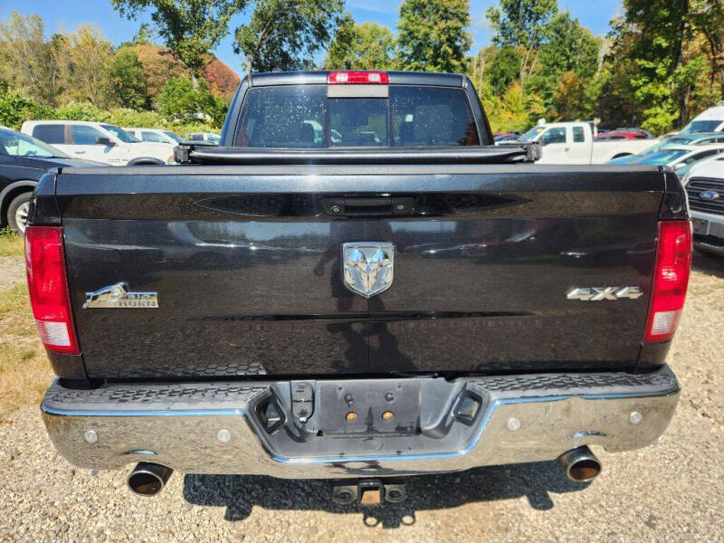 2015 RAM 1500 SLT