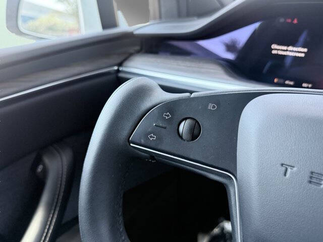 2023 Tesla Model X Standard Range