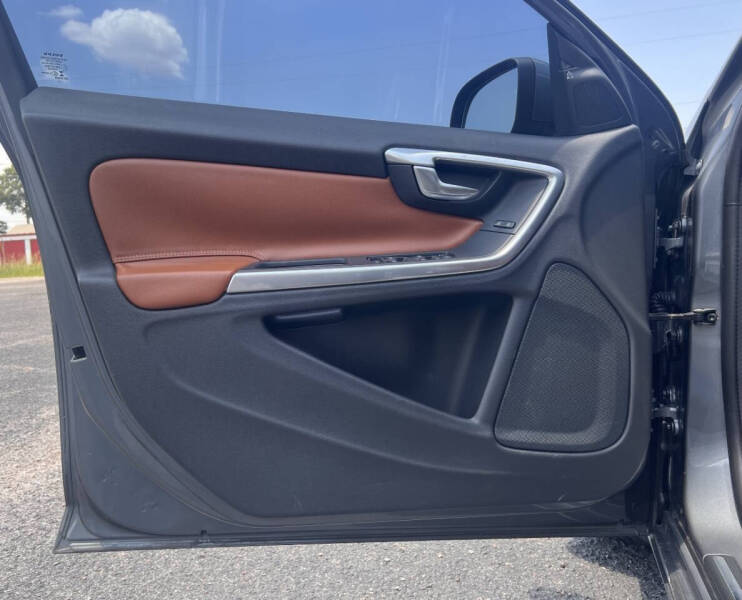 2016 Volvo S60 T5 Drive-E Premier