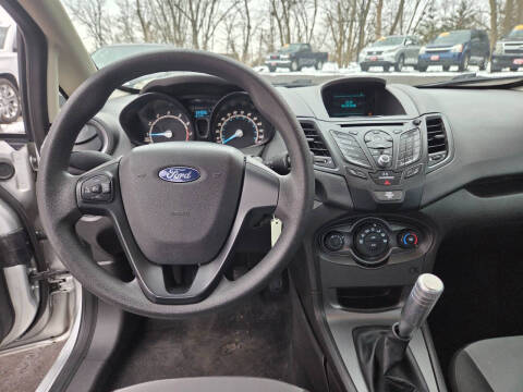 2015 Ford Fiesta S