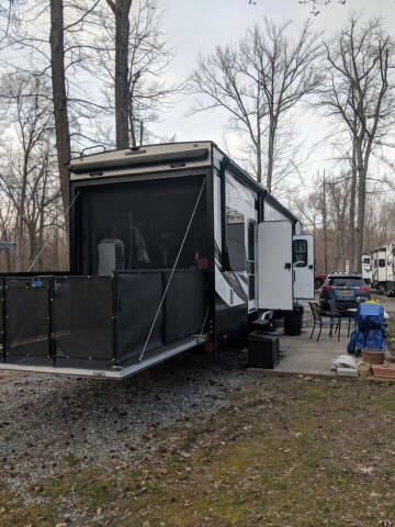 2017 Dutchmen Voltage 3005