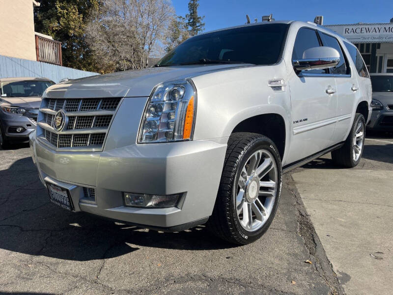 2014 Cadillac Escalade Premium's photo