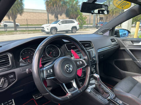 2015 Volkswagen Golf GTI SE