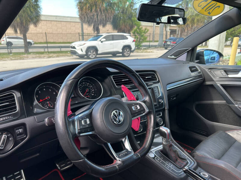 2015 Volkswagen Golf GTI SE