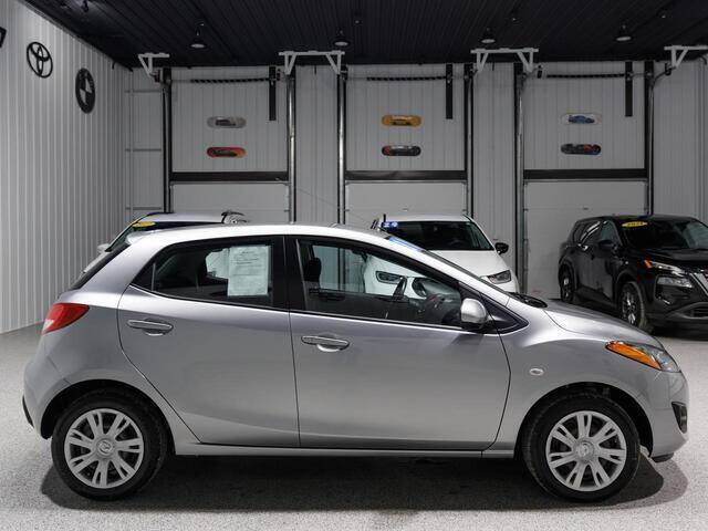 2011 Mazda MAZDA2 Touring
