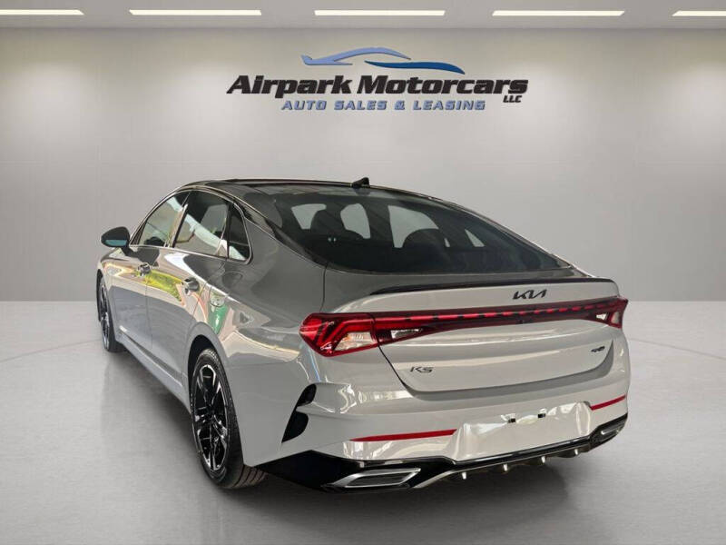 2022 Kia K5