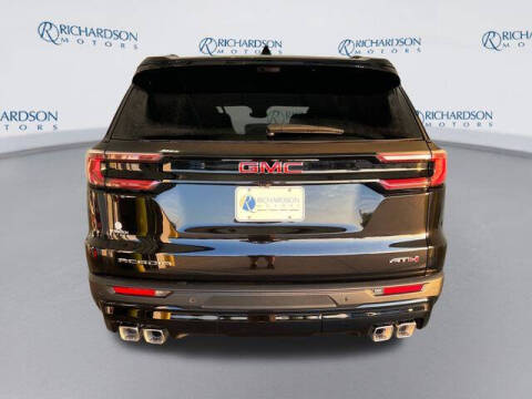 2026 GMC Acadia AT4