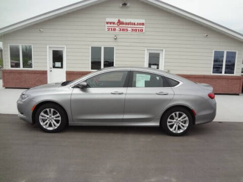 2016 Chrysler 200 for sale at GIBB'S 10 SALES LLC in New York Mills MN