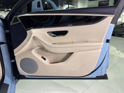 2022 Bentley Flying Spur V8