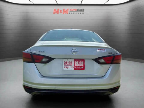 2021 Nissan Altima 2.5 SR