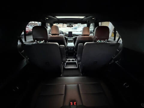 2021 Ford Explorer Platinum