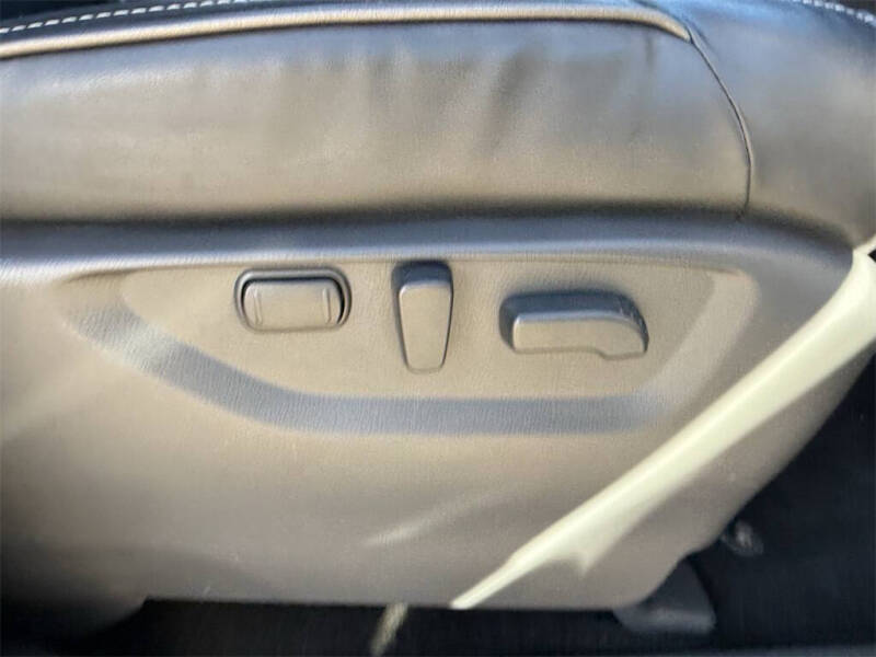 2022 Infiniti QX80 Luxe