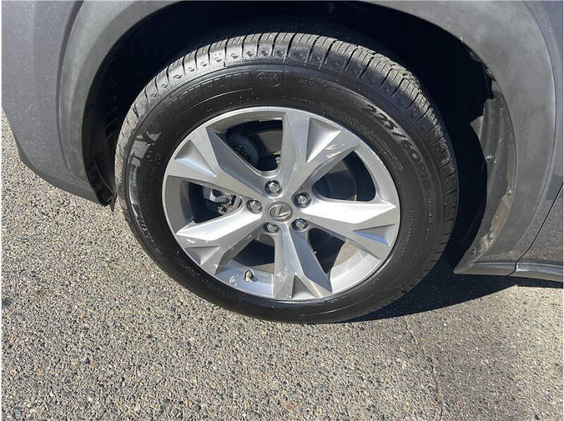 2017 Lexus NX 300h