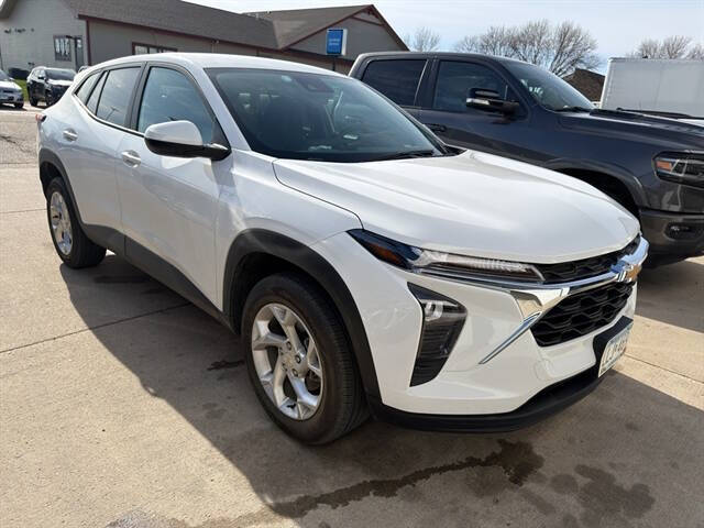 2024 Chevrolet Trax LS