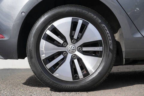 2019 Volkswagen e-Golf SEL Premium