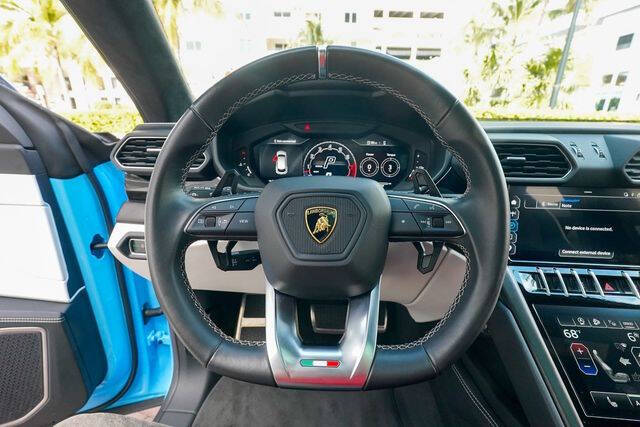 2024 Lamborghini Urus S