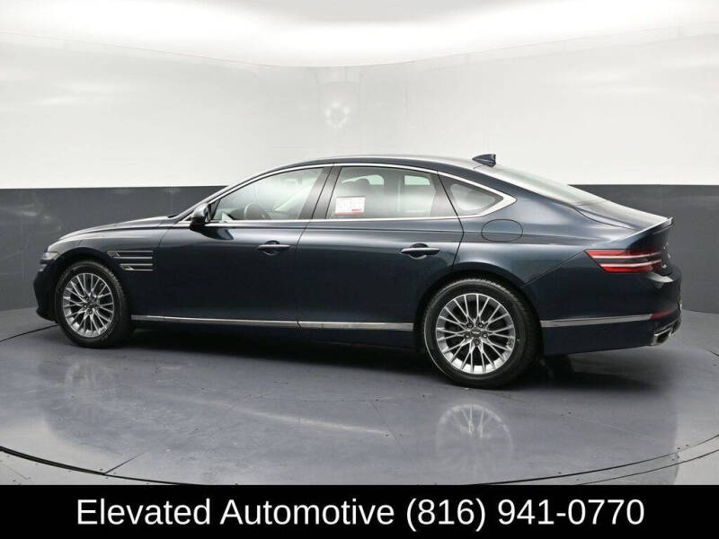 2023 Genesis G80