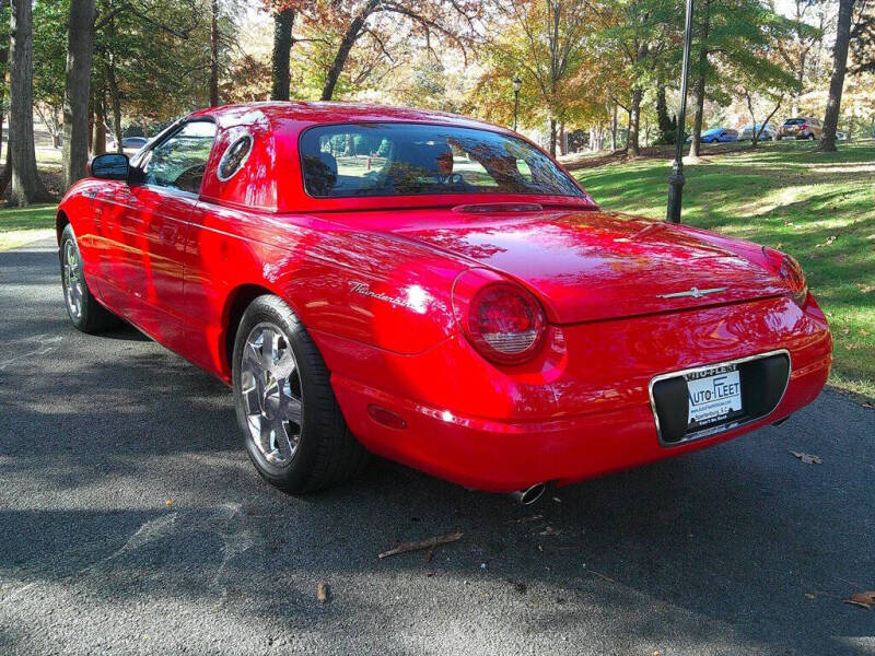 2002 Ford Thunderbird Deluxe