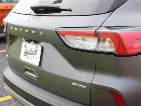 2022 Ford Escape SE