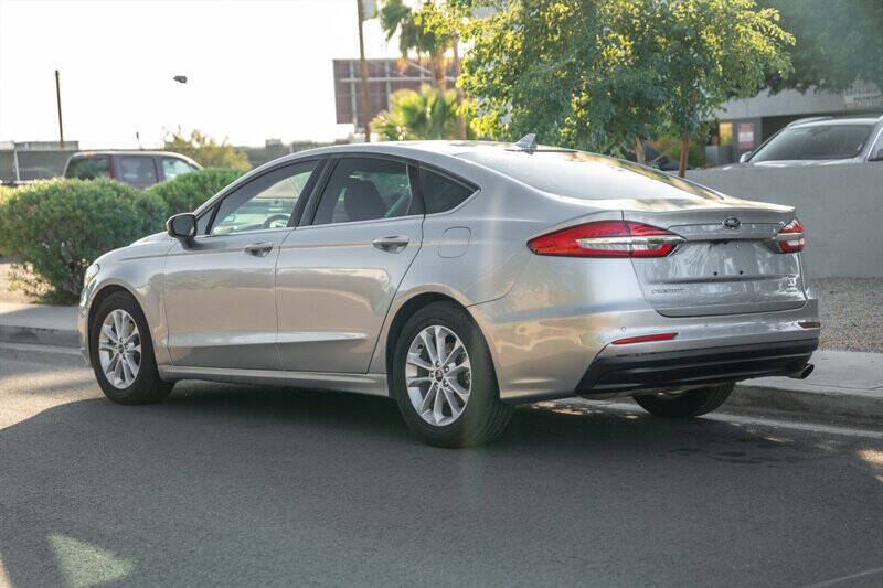 2020 Ford Fusion SE