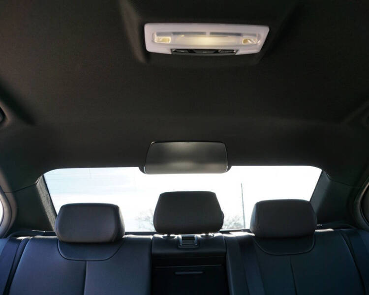 2018 BMW 3 Series 330i xDrive