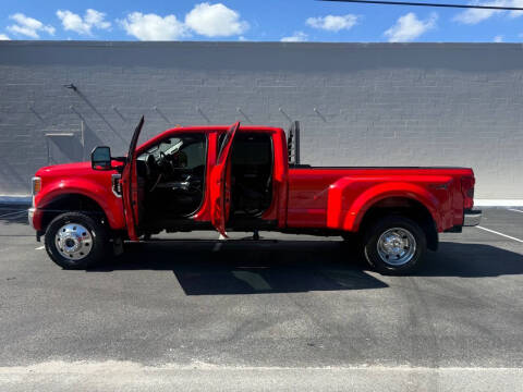2019 Ford F-450 Super Duty Lariat