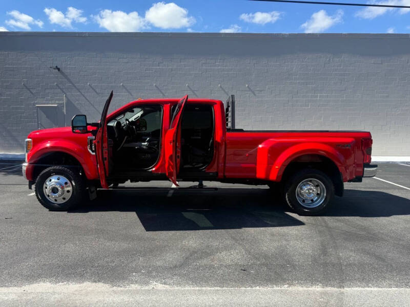 2019 Ford F-450 Super Duty Lariat