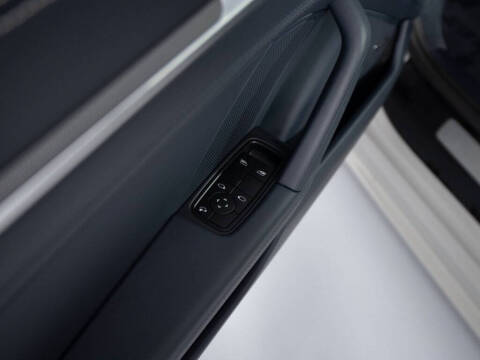 2025 Porsche 911 Carrera