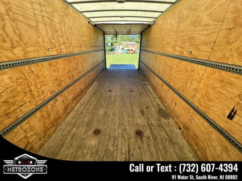 2012 Freightliner M2 106