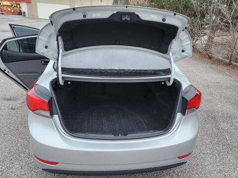 2014 Hyundai Elantra SE