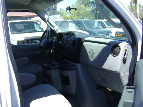 2013 Ford E-Series E-350 SD XL