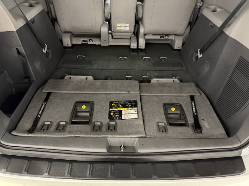 2020 Toyota Sienna XLE Premium 8-Passenger