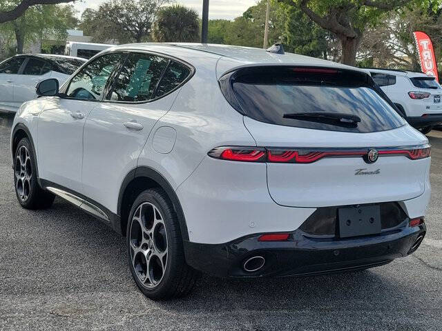 2024 Alfa Romeo Tonale Hybrid Veloce
