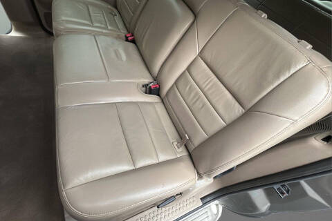 2004 Ford Excursion Limited