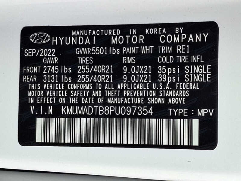 2023 Genesis GV70 2.5T Standard