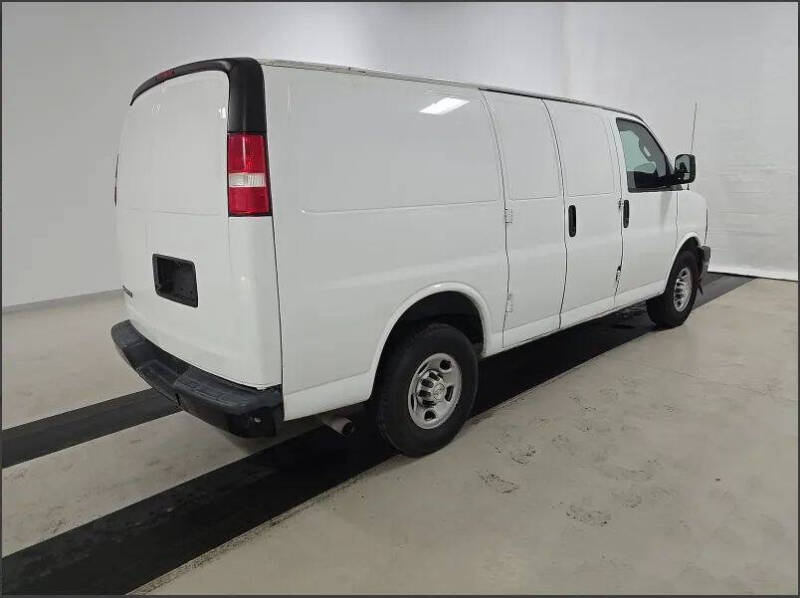 2020 Chevrolet Express 2500